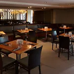 Oaks Perth Hotel 